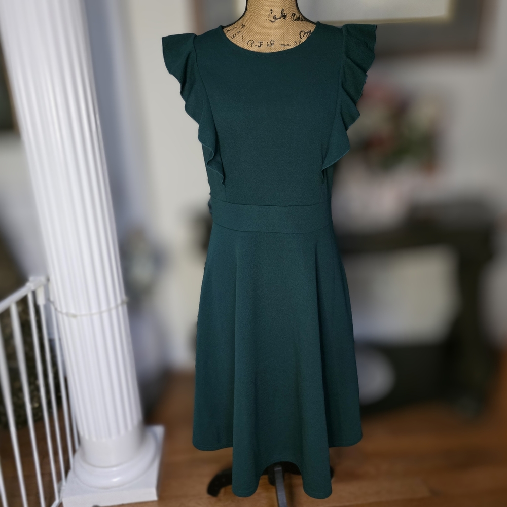 Yathon Elegant Green Ruffle Sleeve Midi Dress
